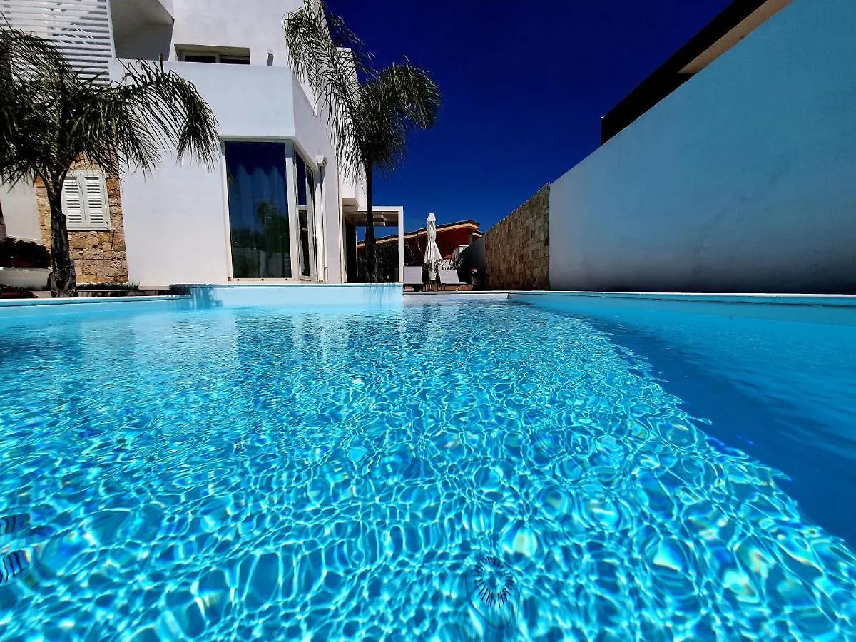 La Perla Di Marzamemi Villa Italy