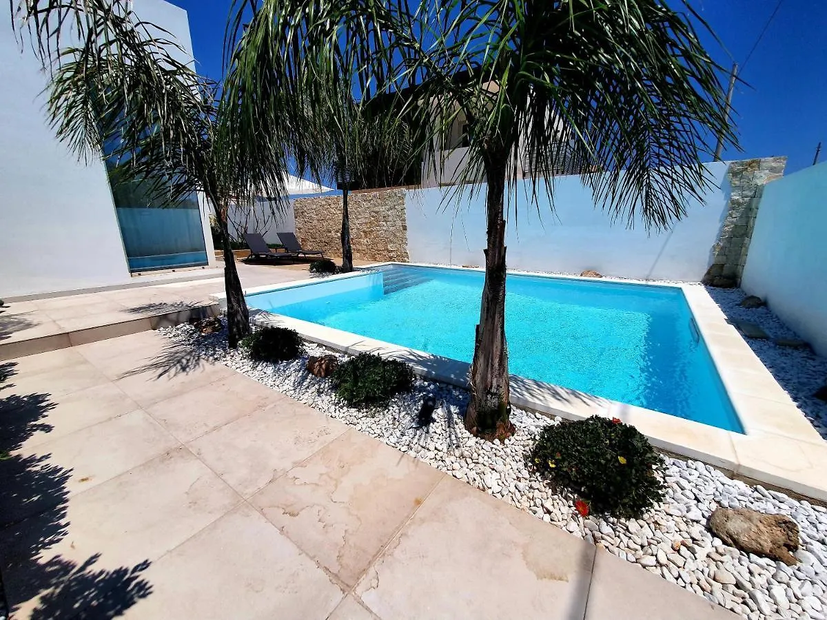 La Perla Di Marzamemi Villa Italy