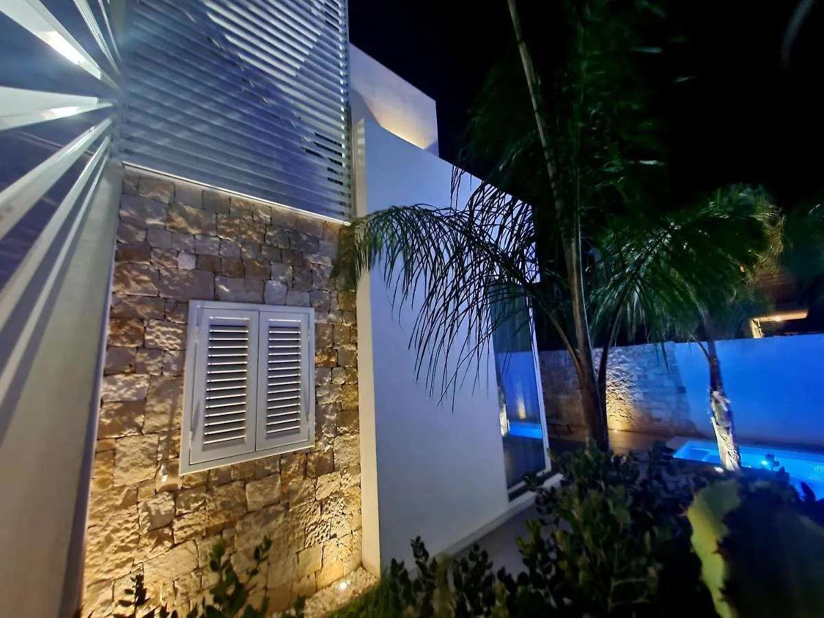 La Perla Di Marzamemi Villa