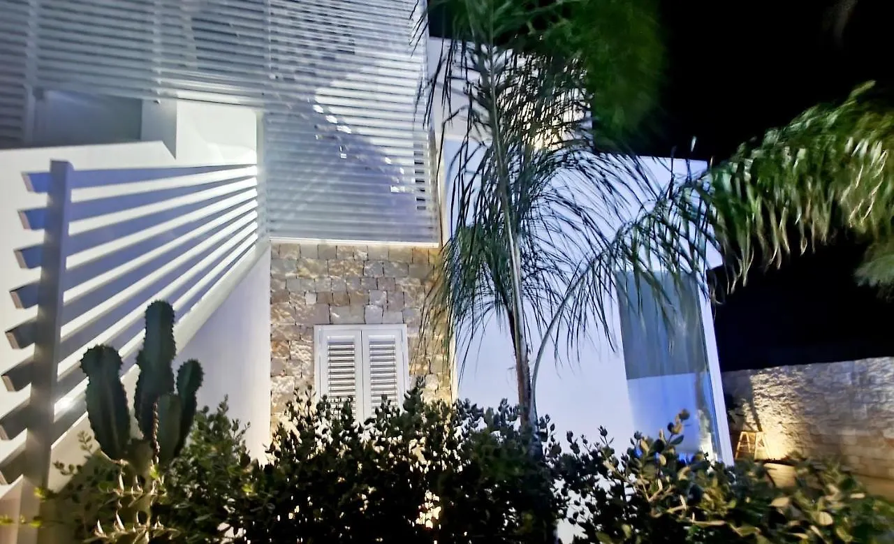 La Perla Di Marzamemi Villa