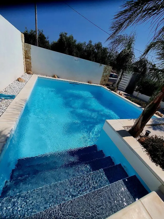 La Perla Di Marzamemi Villa 0*,  Italy