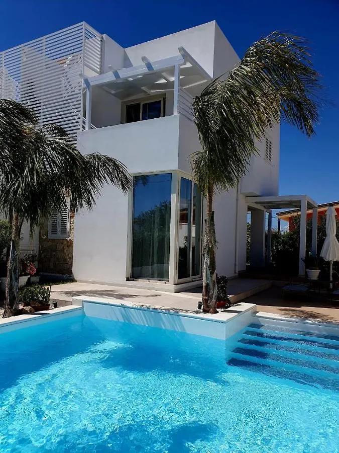 La Perla Di Marzamemi Villa