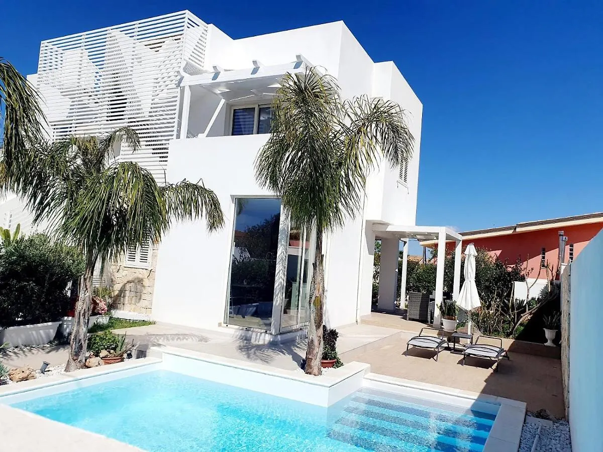 La Perla Di Marzamemi Villa